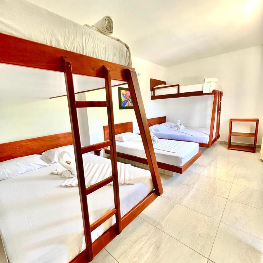 Hotel Paraiso Plaza Puerto Triunfo Kültér fotó