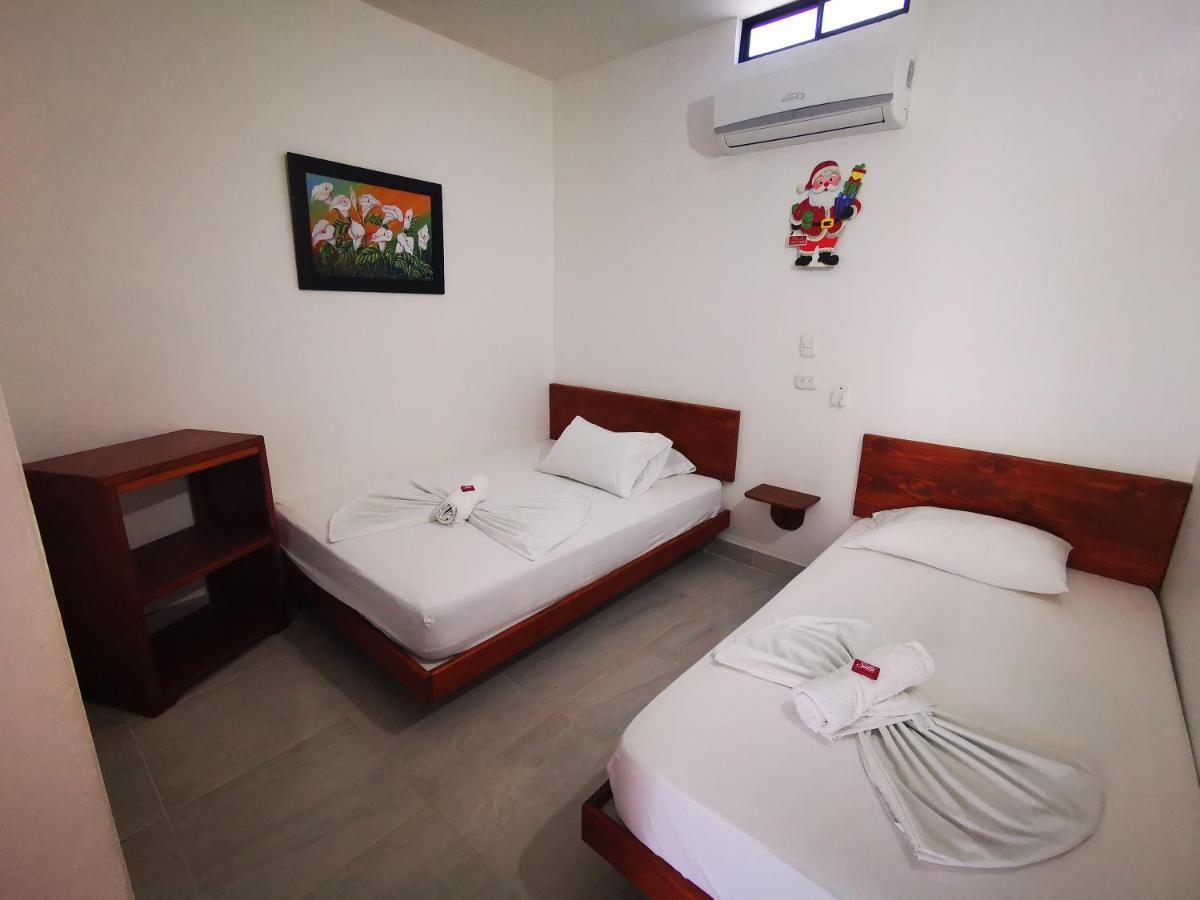 Hotel Paraiso Plaza Puerto Triunfo Kültér fotó