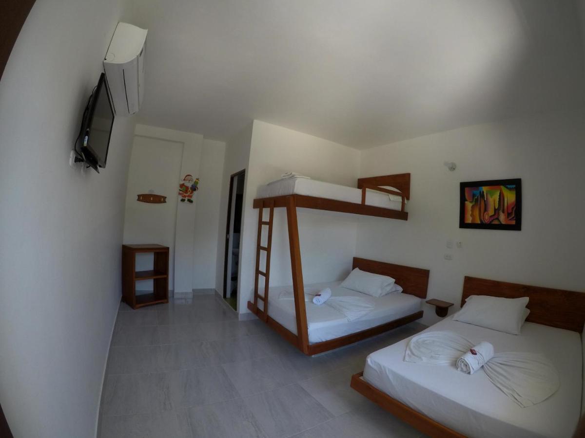 Hotel Paraiso Plaza Puerto Triunfo Kültér fotó